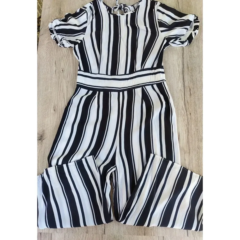 Striped Jumpsuit Womens Medium Black White Puff Sleeve‎ Wide Leg Summer Casual